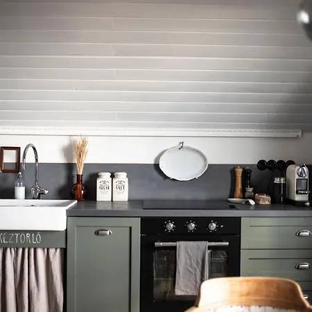 Vulkan Nyulontul Mencshely