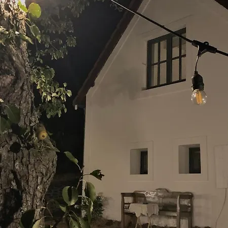 Vulkan Nyulontul Mencshely