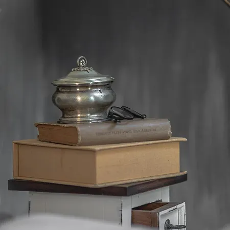 Vulkán Nyúlontúl * Mencshely