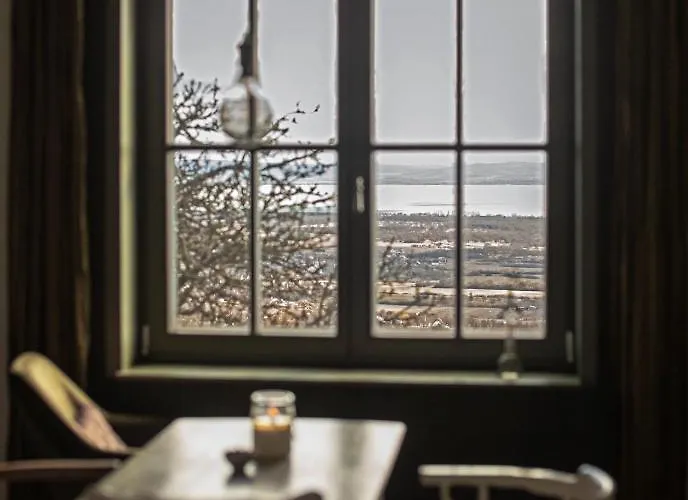 Vulkan Nyulontul 公寓 *